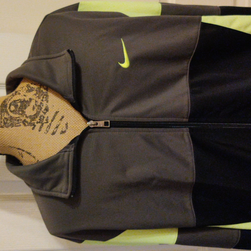 SOLD.   Nike Athletic Jacket - Picture 2 of 8